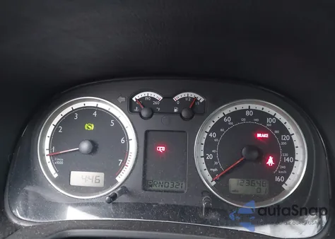 2004 Volkswagen Jetta Gl from USA, damaged, VIN 3VWRK69M74M071531